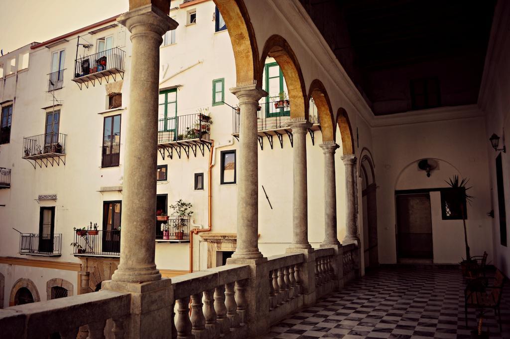 B&B Palazzo Corvino Palermo Bagian luar foto