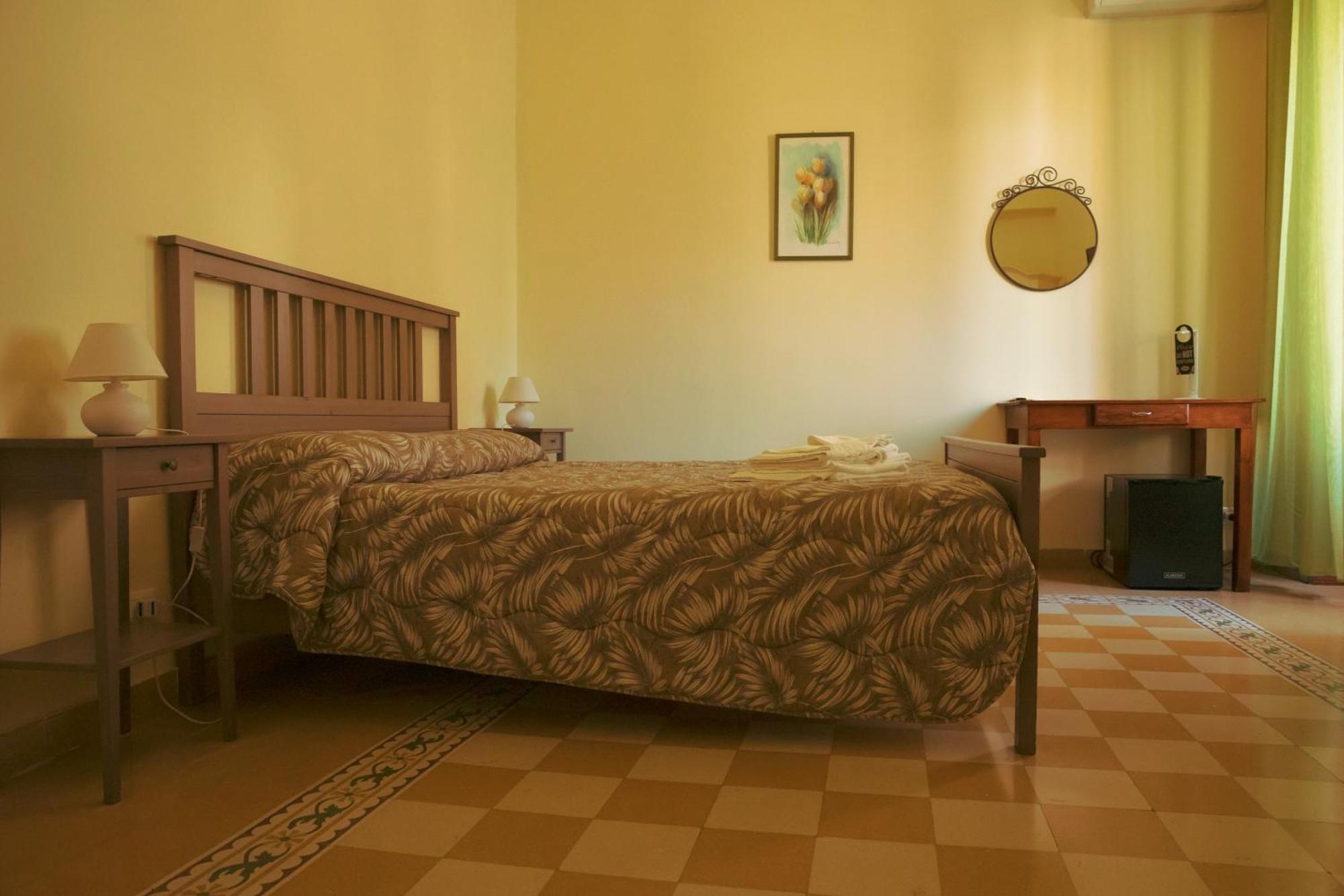 B&B Palazzo Corvino Palermo Bagian luar foto